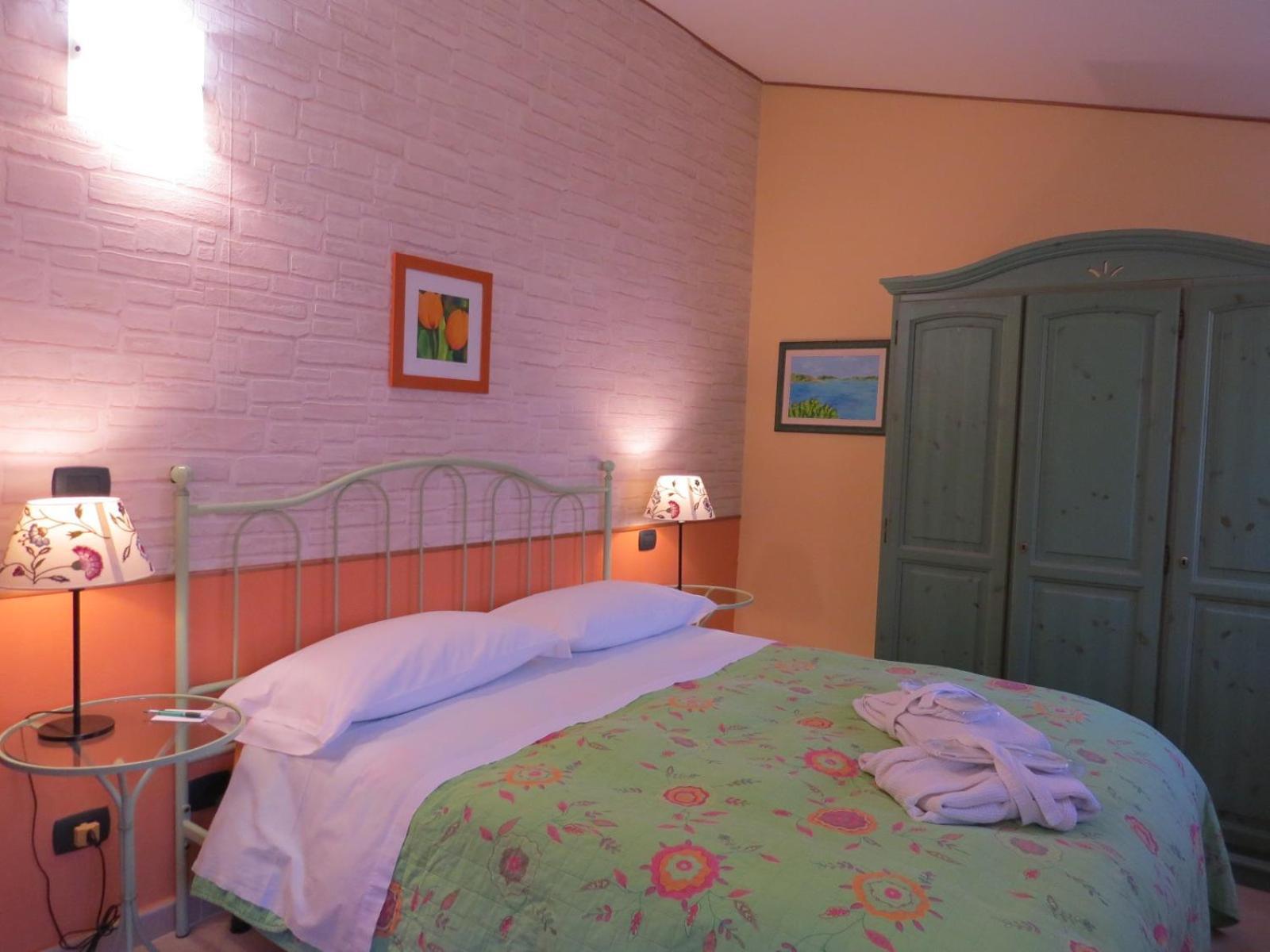 B&B Dei Doria & Suite Dolceacqua Zewnętrze zdjęcie