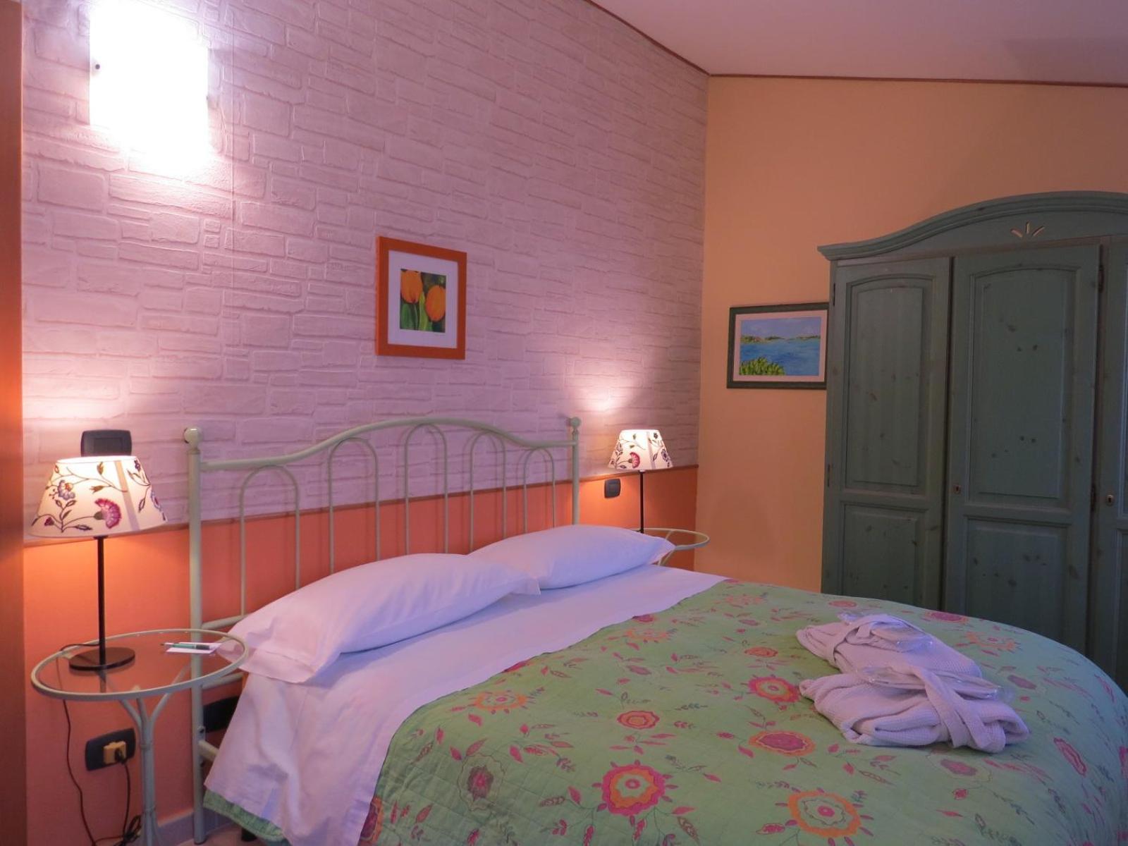 B&B Dei Doria & Suite Dolceacqua Zewnętrze zdjęcie